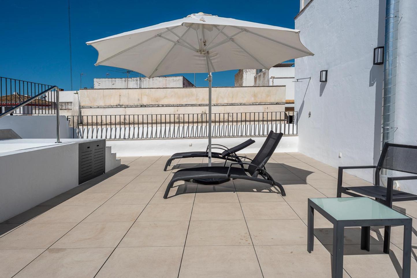 Slow Suites Salvador Seville Exterior photo
