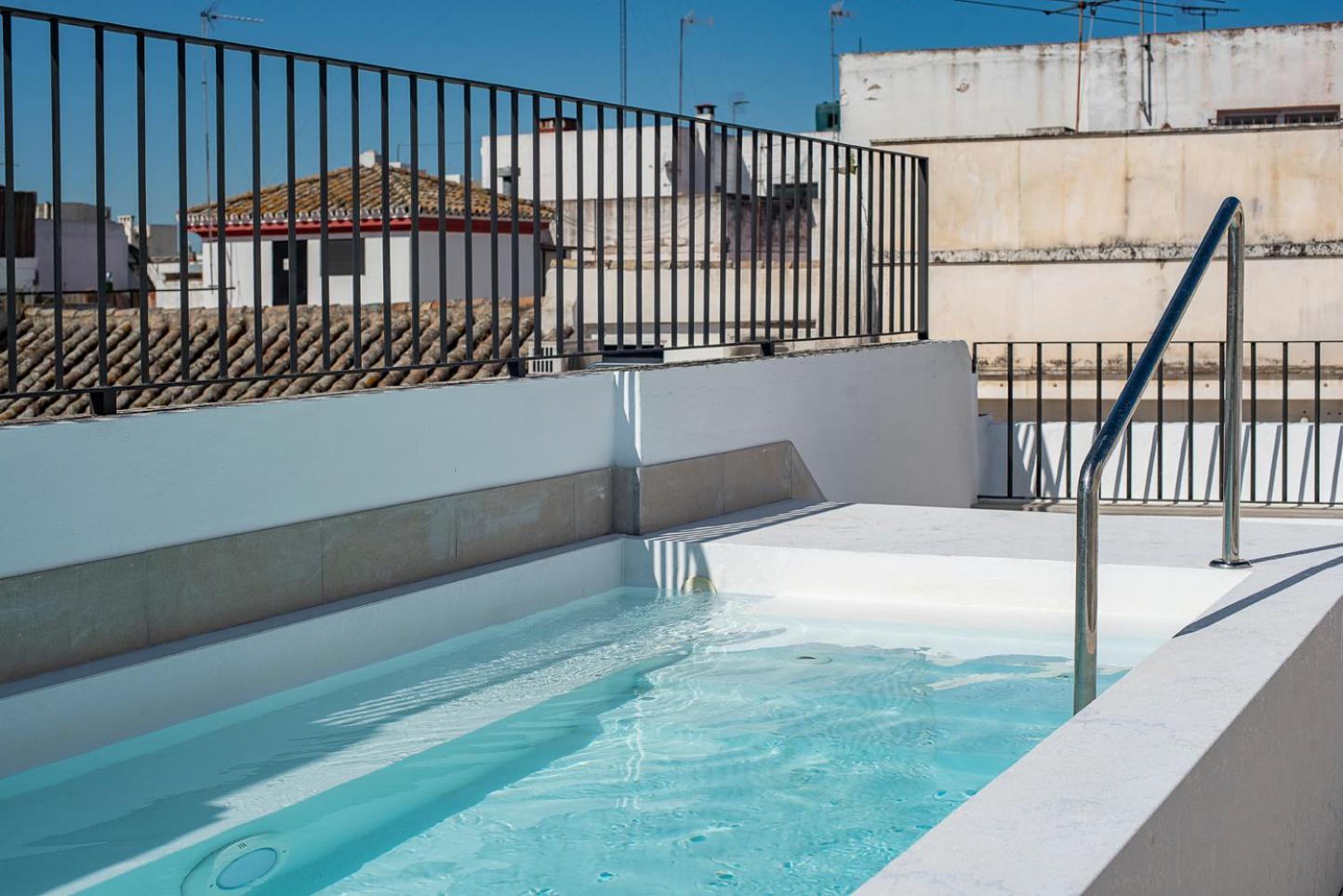 Slow Suites Salvador Seville Exterior photo